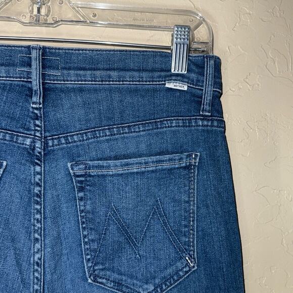 Mother insider crop step fray jeans in I’ve got you size 27. - Picture 6 of 11